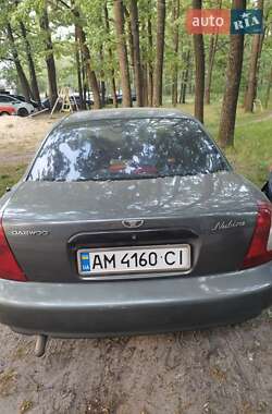 Седан Daewoo Nubira 1998 в 