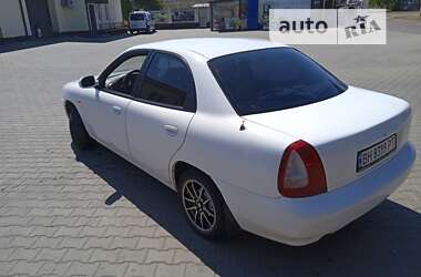 Седан Daewoo Nubira 1998 в Біляївці