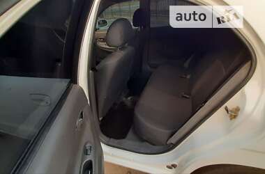 Седан Daewoo Nubira 1998 в 