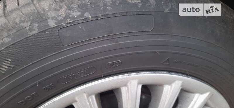 Седан Daewoo Nubira 1998 в Харькове