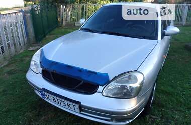 Седан Daewoo Nubira 2003 в Жидачові