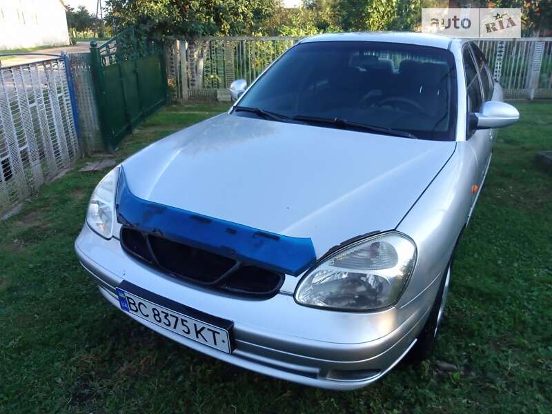 Седан Daewoo Nubira 2003 в 