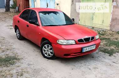 Седан Daewoo Nubira 1999 в Житомире