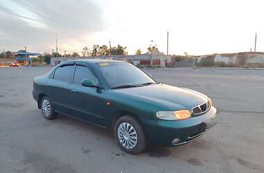 Седан Daewoo Nubira 1998 в Изюме