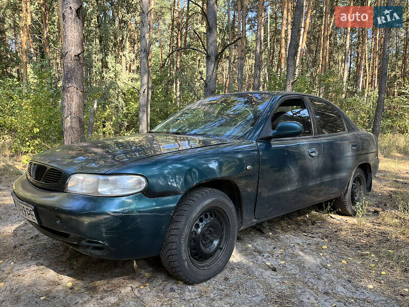 Седан Daewoo Nubira 1998 в Києві