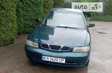 Седан Daewoo Nubira 1998 в Золочеві