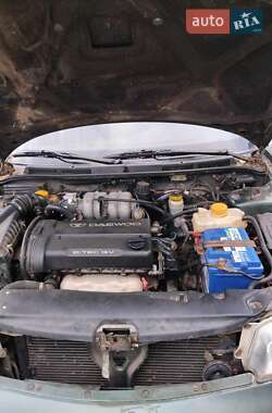 Седан Daewoo Nubira 1998 в 