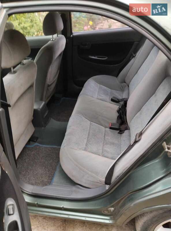 Седан Daewoo Nubira 1998 в Великой Александровке