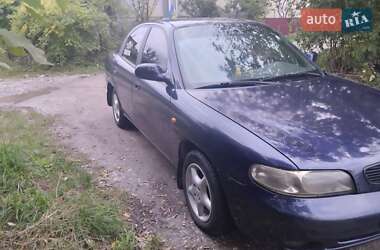 Седан Daewoo Nubira 1998 в Каменец-Подольском