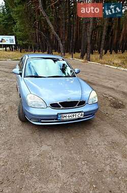 Седан Daewoo Nubira 2002 в Лебедині