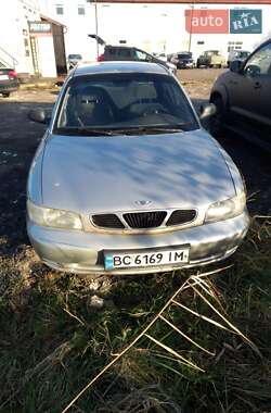 Седан Daewoo Nubira 1999 в Львове