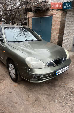 Седан Daewoo Nubira 2003 в Олександрії