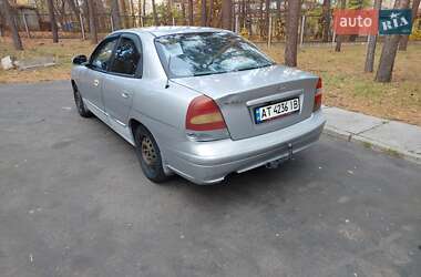 Седан Daewoo Nubira 2003 в Черкасах