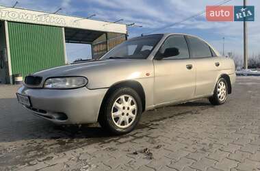 Седан Daewoo Nubira 1998 в Ярмолинцах