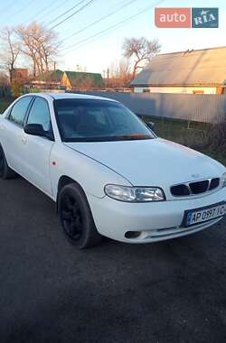 Седан Daewoo Nubira 1998 в Запоріжжі