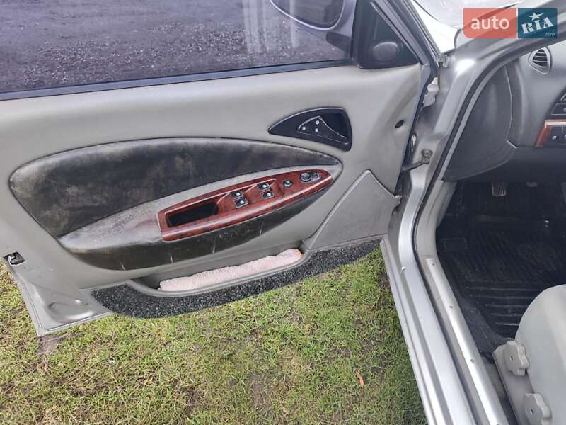 Універсал Daewoo Nubira 2002 в Жашківу