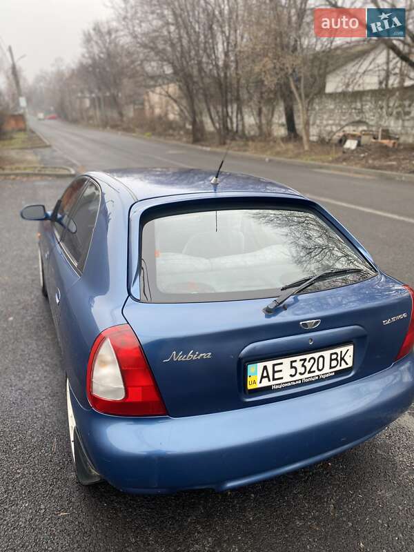 Хэтчбек Daewoo Nubira 1998 в Днепре