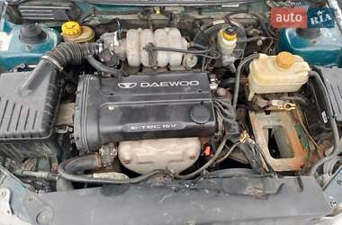 Седан Daewoo Nubira 1998 в 
