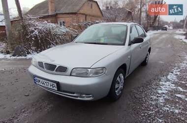 Седан Daewoo Nubira 1998 в Бердичеві