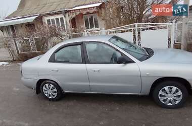 Седан Daewoo Nubira 1998 в Бердичеві