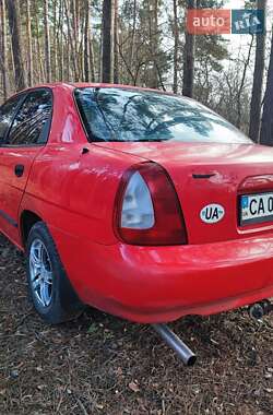 Седан Daewoo Nubira 1998 в 