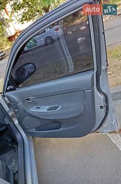 Седан Daewoo Nubira 1998 в 