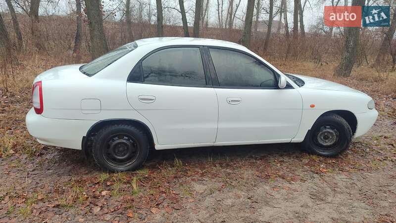 Седан Daewoo Nubira 2000 в Кременчуге