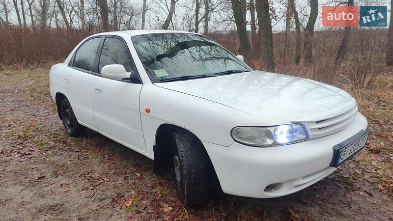 Седан Daewoo Nubira 2000 в Кременчуге