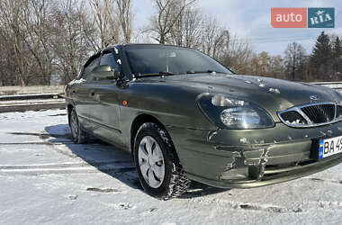 Седан Daewoo Nubira 2003 в Александрие