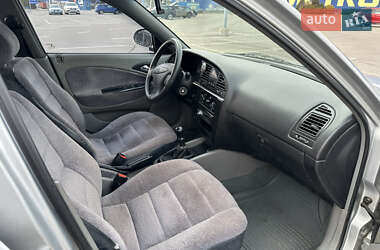 Седан Daewoo Nubira 2001 в 
