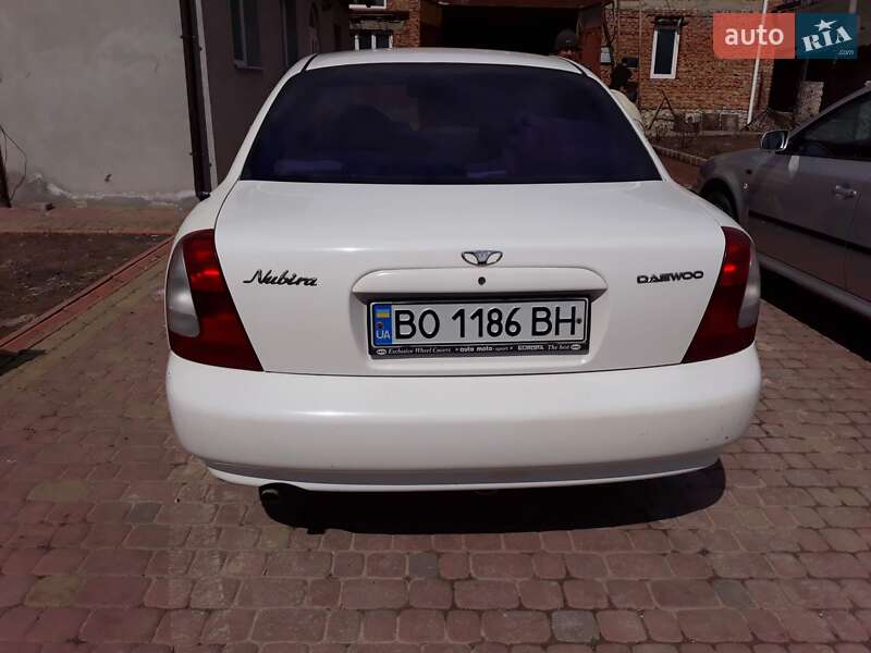 Седан Daewoo Nubira 1998 в Тернополе