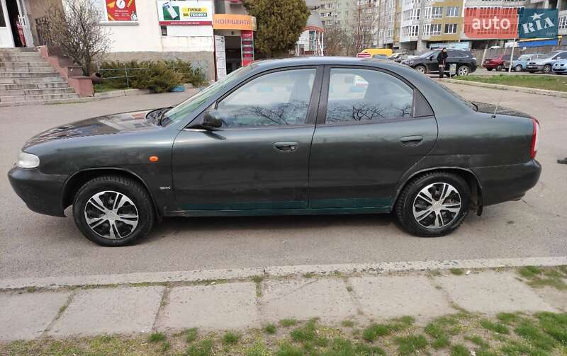 Седан Daewoo Nubira 1998 в Черкассах