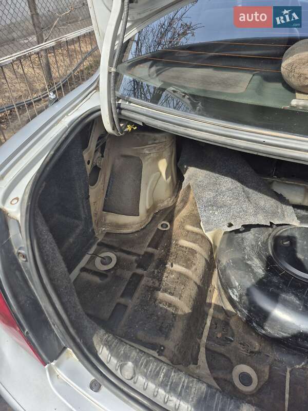 Седан Daewoo Nubira 2003 в Запорожье