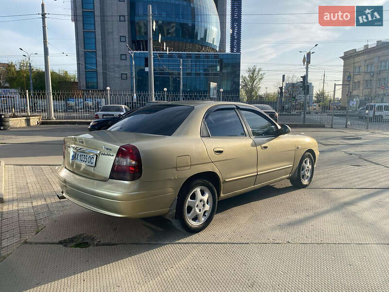 Седан Daewoo Nubira 2001 в Харькове