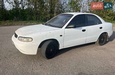 Седан Daewoo Nubira 1998 в Олександрії