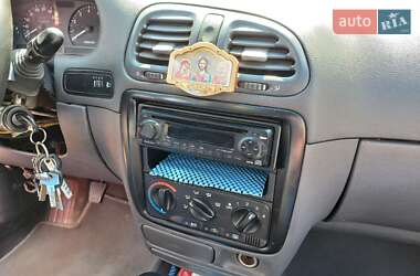 Седан Daewoo Nubira 1999 в 