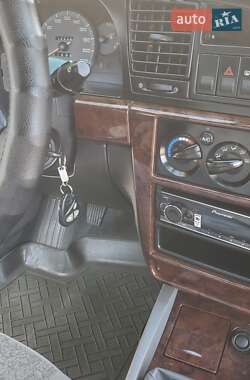 Седан Daewoo Nubira 2003 в 