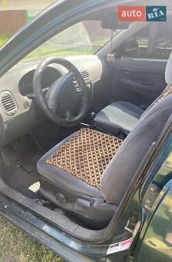Седан Daewoo Nubira 1998 в 