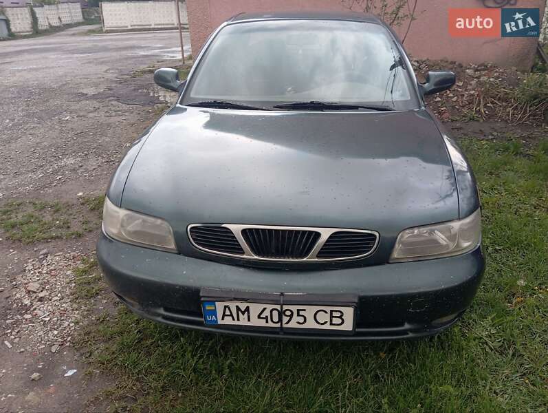 Седан Daewoo Nubira 1998 в 