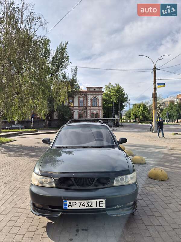 Седан Daewoo Nubira 1997 в Запорожье