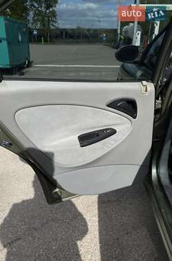 Седан Daewoo Nubira 2003 в 