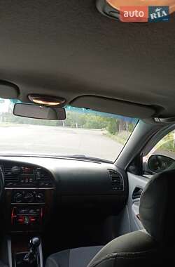 Седан Daewoo Nubira 2003 в 