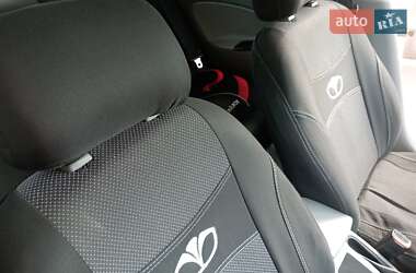 Седан Daewoo Nubira 2003 в 