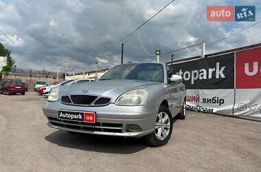 Седан Daewoo Nubira 2003 в Запорожье