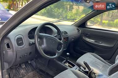 Хетчбек Daewoo Nubira 1998 в 
