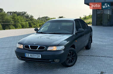 Седан Daewoo Nubira 1998 в Черновцах