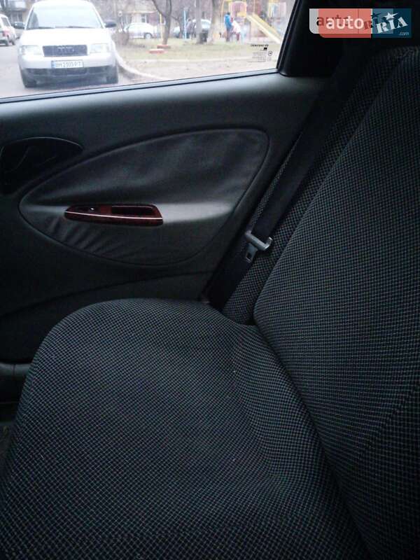 Седан Daewoo Nubira 2003 в Одесі