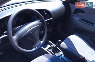 Хэтчбек Daewoo Nubira 2003 в 
