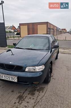 Седан Daewoo Nubira 1998 в 