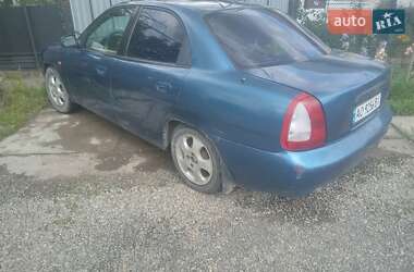 Седан Daewoo Nubira 1998 в 
